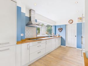 Kitchen 2- click for photo gallery